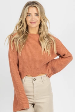 DEE ELLY SIENNA BELL SLEEVE CROPPED SWEATER