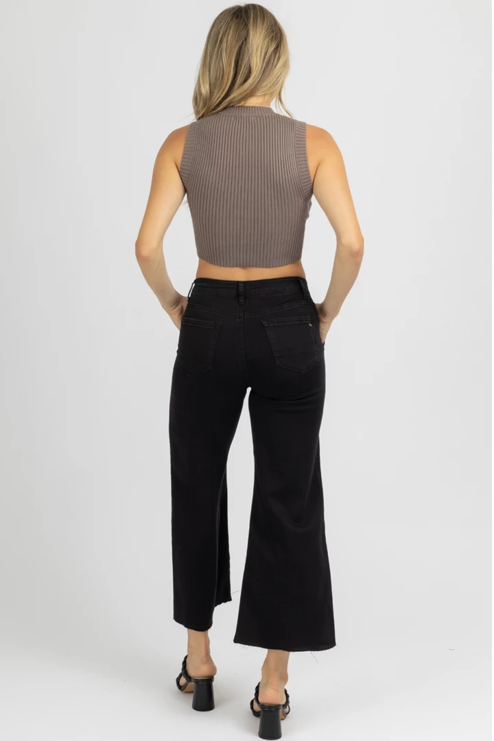 TREND NOTES BLACK BUTTON CROPPED FLARE JEANS CLOTHING 6 TREND NOTES BLACK BUTTON CROPPED FLARE JEANS CLOTHING