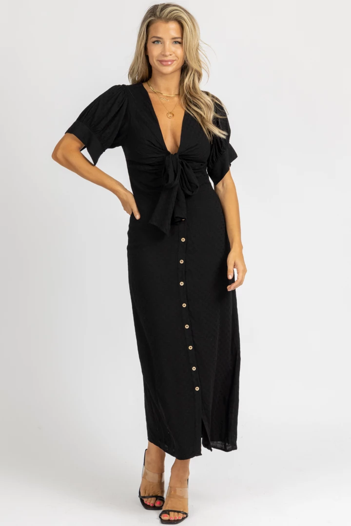 MALIBU BUM BLACK CENTER TIE CAP SLEEVE MAXI DRESS 1 MALIBU BUM BLACK CENTER TIE CAP SLEEVE MAXI DRESS