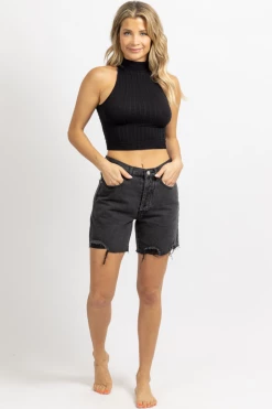 Signature 8 WASHED BLACK MID-THIGH DENIM SHORT