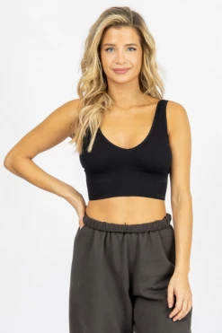 DYNAMIC FASHION BLACK ESSENTIAL RIBBED V-NECK CROP *BACK IN STOCK* CLOTHING 7 DYNAMIC FASHION BLACK ESSENTIAL RIBBED V-NECK CROP *BACK IN STOCK* CLOTHING
