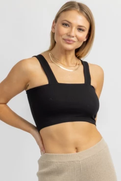 THE FREE YOGA BLACK SQUARENECK KNIT CROP TANK