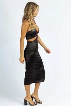 BLUE BLUSH BLACK PLUM CONTRAST TRIM SATIN MIDI DRESS NEW ARRIVALS 10 BLUE BLUSH BLACK PLUM CONTRAST TRIM SATIN MIDI DRESS NEW ARRIVALS