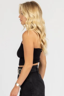 DYNAMIC FASHION BLACK RIBBED CROSS HALTER CROP CLOTHING 10 DYNAMIC FASHION BLACK RIBBED CROSS HALTER CROP CLOTHING