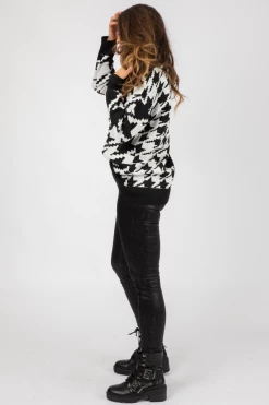 Q2 BLACK SNAKE PRINT SKINNY PANTS