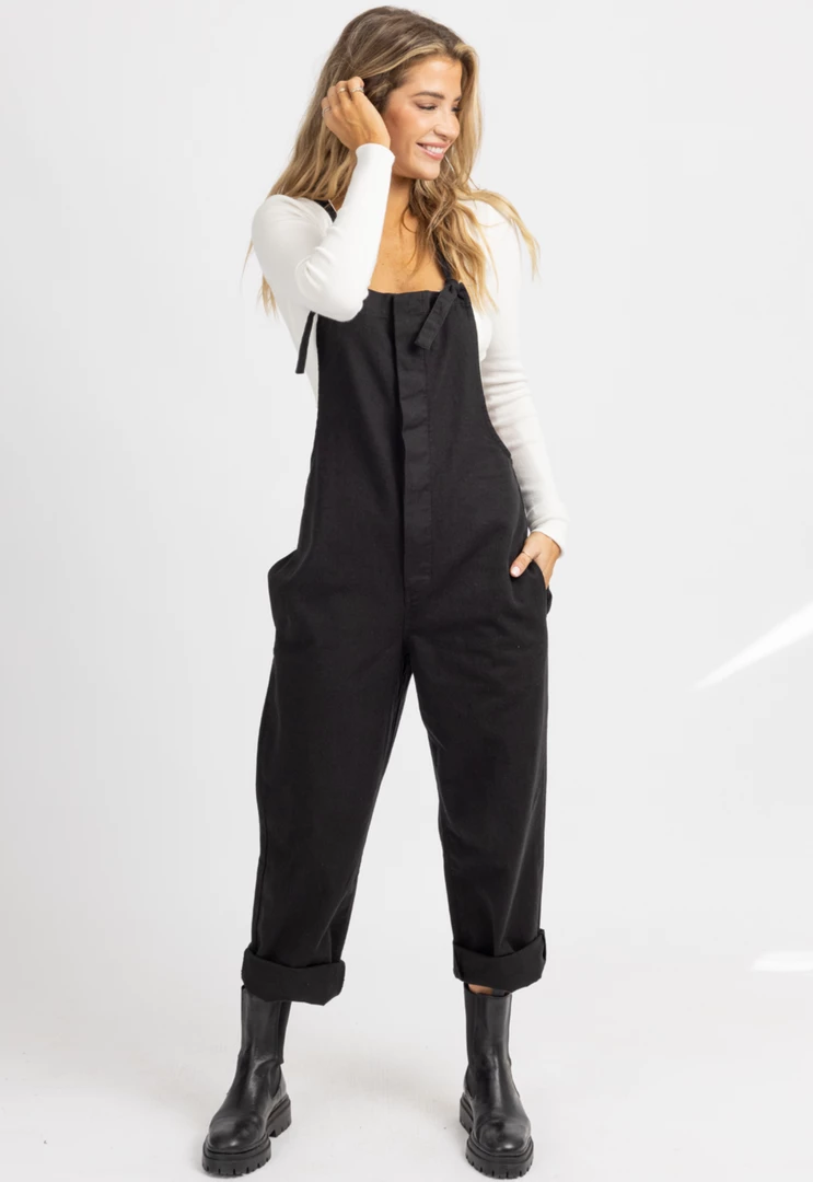 FORE COLLECTION BLACK STRAIGHT LEG BUTTONED OVERALL NEW ARRIVALS 3 FORE COLLECTION BLACK STRAIGHT LEG BUTTONED OVERALL NEW ARRIVALS