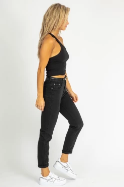 Q2 CLOTHING BLACK STRAIGHT LEG JEANS
