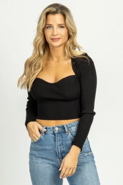 MABLE BLACK LONG SLEEVE SWEETHEART CROP NEW ARRIVALS