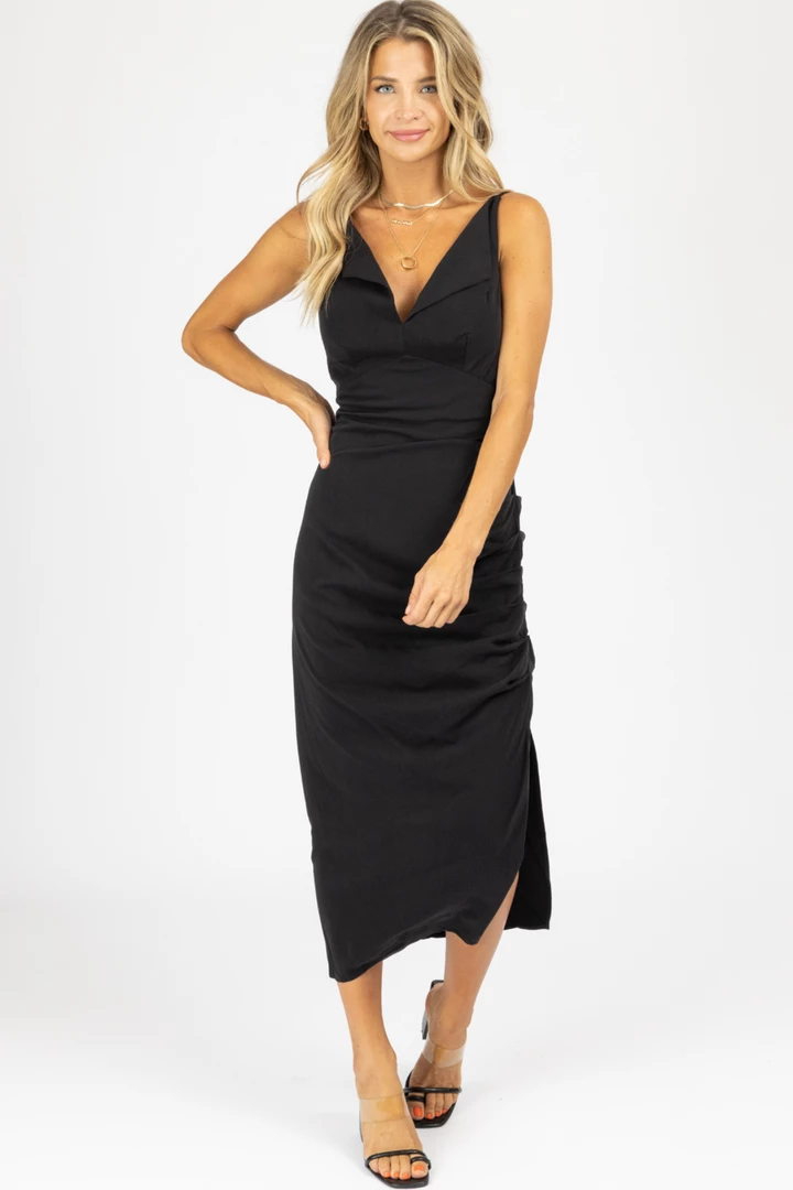 MABLE NEW ARRIVALS BLACK SLEEVELESS V-NECK SHIRRED SIDE MAXI 4 MABLE NEW ARRIVALS BLACK SLEEVELESS V-NECK SHIRRED SIDE MAXI