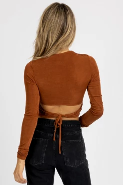 MABLE NEW ARRIVALS RUSSET SLINKY OPEN BACK CROP TOP