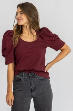 2.7 AUGUST APPAREL BURGUNDY U-NECK PLEATED PUFF TOP 8 2.7 AUGUST APPAREL BURGUNDY U-NECK PLEATED PUFF TOP