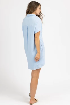 BLUIVY BUTTON UP POCKET DRESS IN CHAMBRAY