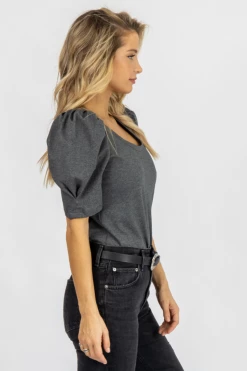 2.7 AUGUST APPAREL CHARCOAL U-NECK PLEATED PUFF TOP