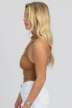 BAILEY ROSE COCOA RUCHED HALTER BACKLESS TOP