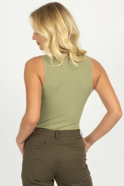 LE LIS ROUND NECK SLEEVELESS BODYSUIT IN GREEN CLOTHING