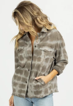 OLIVACEOUS GREIGE DYED OVERSIZE SHIRT JACKET