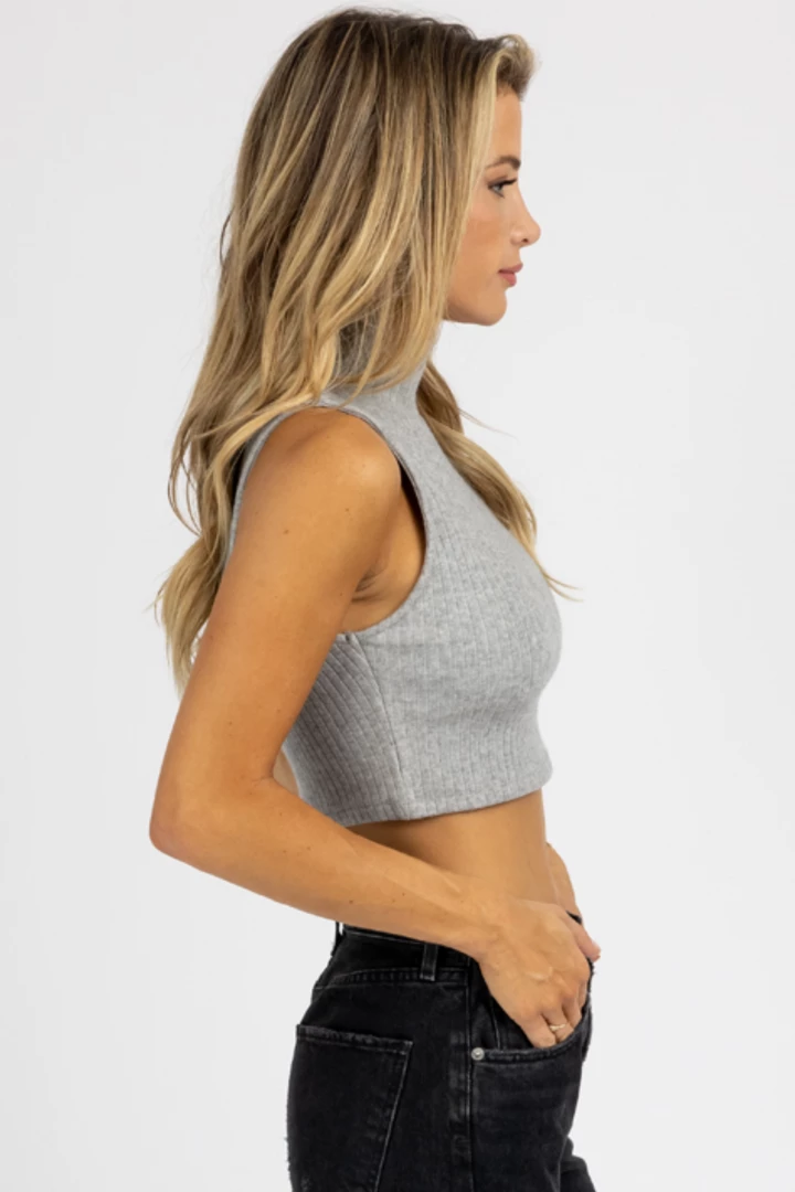 LE LIS HEATHER GREY MOCKNECK SLEEVELESS CROP TOP NEW ARRIVALS 5 LE LIS HEATHER GREY MOCKNECK SLEEVELESS CROP TOP NEW ARRIVALS
