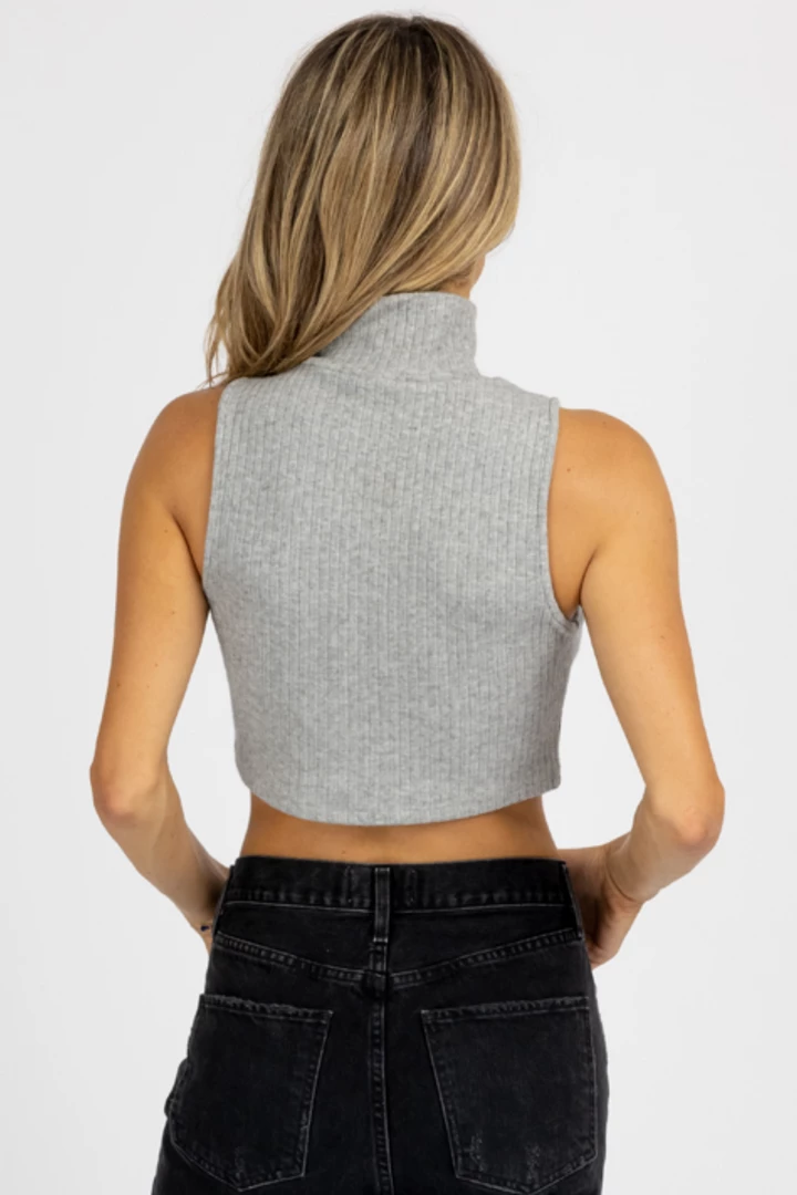 LE LIS HEATHER GREY MOCKNECK SLEEVELESS CROP TOP NEW ARRIVALS 7 LE LIS HEATHER GREY MOCKNECK SLEEVELESS CROP TOP NEW ARRIVALS