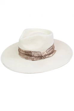 PETER GRIMM PERLA WOOL HAT IN WHITE HONEYMOON