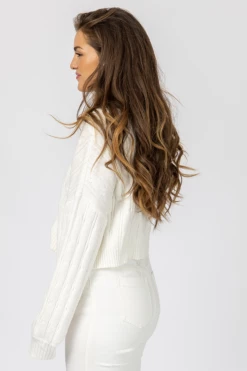 LE LIS IVORY CABLEKNIT TURTLENECK SWEATER CLOTHING