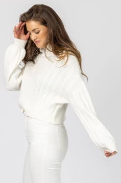 LE LIS IVORY CABLEKNIT TURTLENECK SWEATER CLOTHING