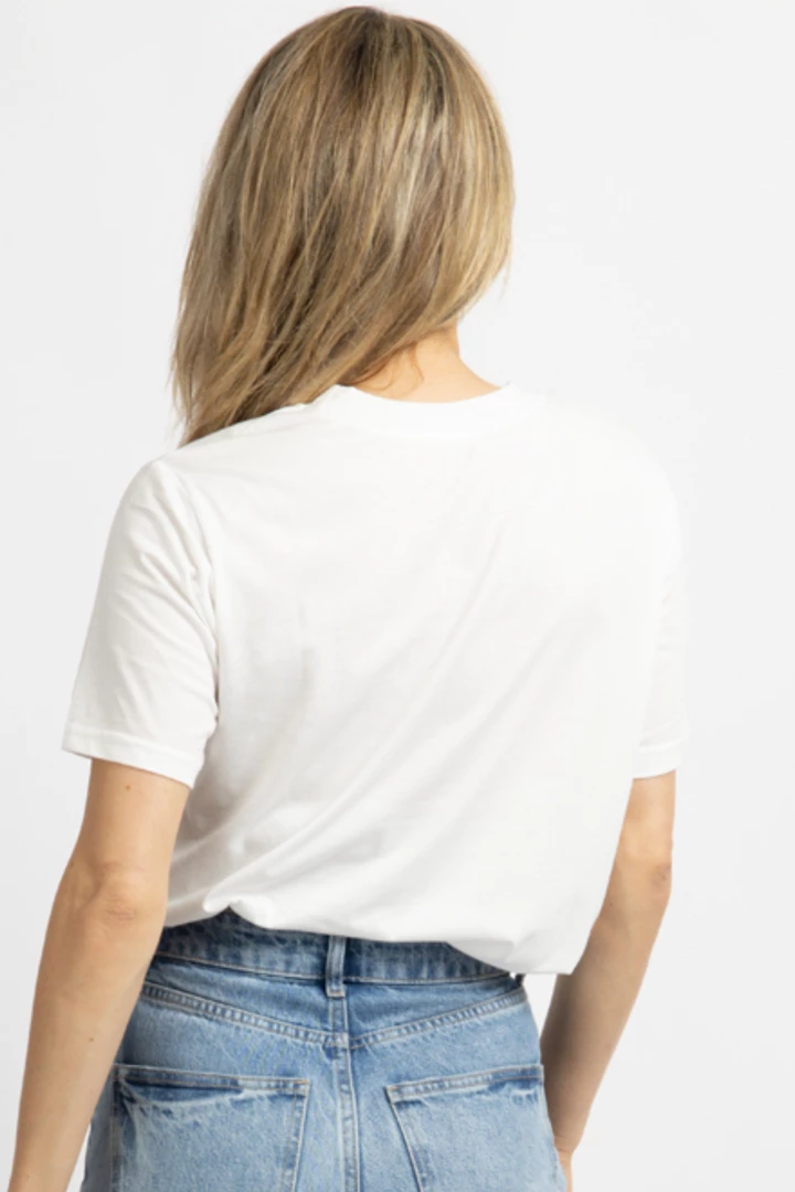 BAILEY ROSE BLUE MALIBU ATHLETICS GRAPHIC T-SHIRT 7 BAILEY ROSE BLUE MALIBU ATHLETICS GRAPHIC T-SHIRT