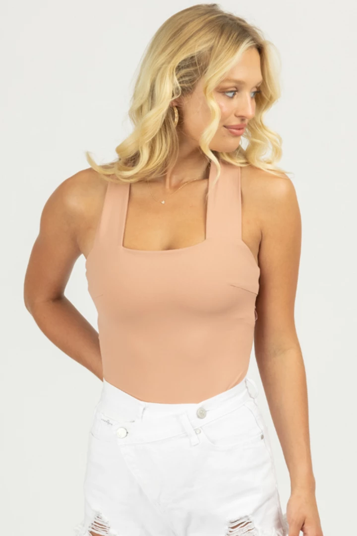 LE LIS CLOTHING DUSTY PEACH STRAPPY SQUARENECK BODYSUIT 2 LE LIS CLOTHING DUSTY PEACH STRAPPY SQUARENECK BODYSUIT