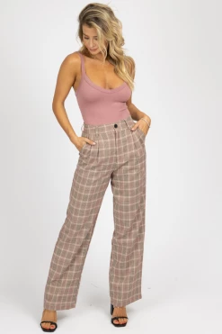 SANS SOUCI CLOTHING MAUVE PLAID PLEATED PANTS