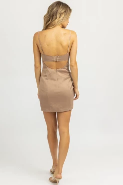 EMORY PARK NEW ARRIVALS LATTE HOOK BACK SATIN MINI DRESS