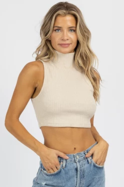 LE LIS OATMEAL MOCKNECK SLEEVELESS CROP TOP 9 LE LIS OATMEAL MOCKNECK SLEEVELESS CROP TOP
