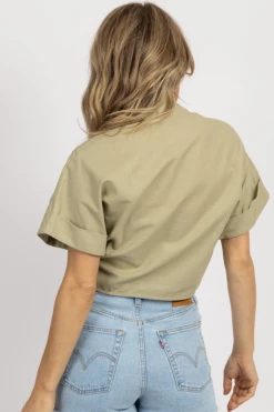 MABLE NEW ARRIVALS OLIVE SHORT SLEEVE LINEN TIED CROP TOP