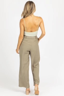 FORE COLLECTION OLIVE PINTUCK PLEATED TROUSER CLOTHING