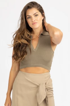 MISS LOVE OLIVE RIBBED COLLARED CROP TANK