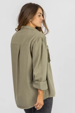 LEMON TREE OLIVE STUDDED FRINGE POCKET JACKET CLOTHING