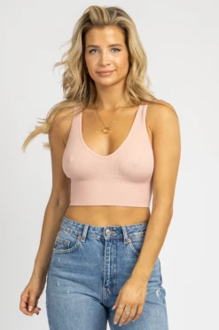 DYNAMIC FASHION PALE PINK ESSENTIAL RIBBED V-NECK CROP *BACK IN STOCK*