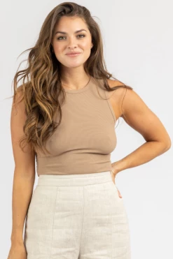 LE LIS ROUND NECK SLEEVELESS BODYSUIT IN TAN