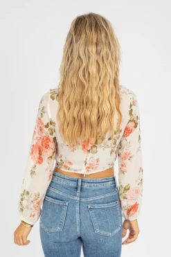 FASHIONEMOJI FLORAL RUFFLE RUCHED CROP CLOTHING