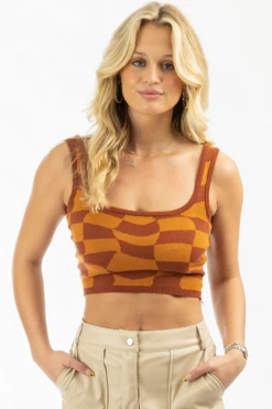 BAILEY ROSE RUST CHECKED KNIT CROP TANK