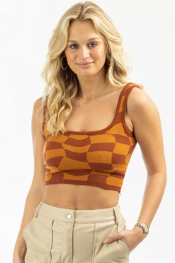 BAILEY ROSE RUST CHECKED KNIT CROP TANK