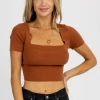 LE LIS NEW ARRIVALS RUST SHORT SLEEVE KNIT TIE-BACK CROP
