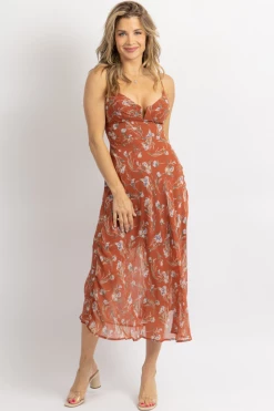 ONE AND ONLY NEW ARRIVALS TUSCAN FLORAL V-WIRE MIDI DRESS