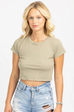 TONY MARY CLOTHING SMOKY OLIVE VINTAGE WASH CROP TEE