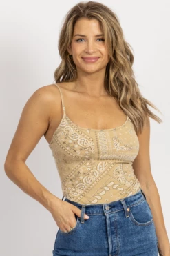 LOVELY DAY TAUPE BANDANA SCOOPNECK TANK BODYSUIT