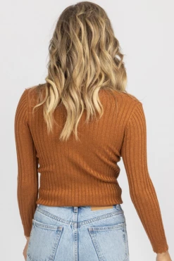 DEE ELLY TORT SHIMMER RIBBED KNIT LONGSLEEVE TOP NEW ARRIVALS