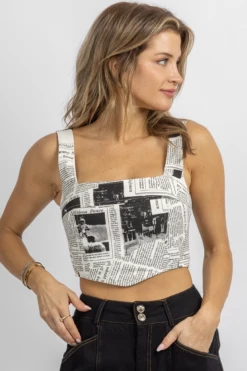 ET CLET WHITE NEWSPAPER SQUARENECK CROP TOP