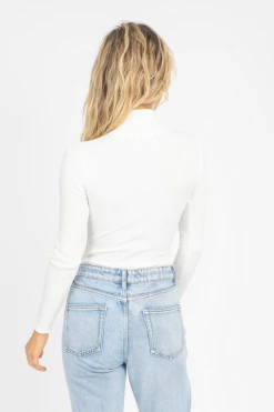 TREND NOTES CLOTHING RIB KNIT TURTLENECK BODYSUIT IN IVORY
