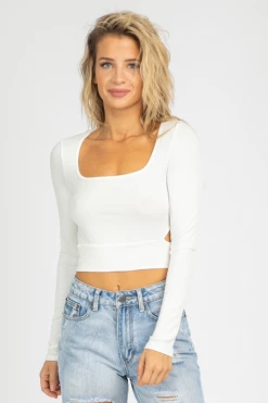BLUE BLUSH WHITE OPEN SIDE LONG SLEEVE TOP CLOTHING