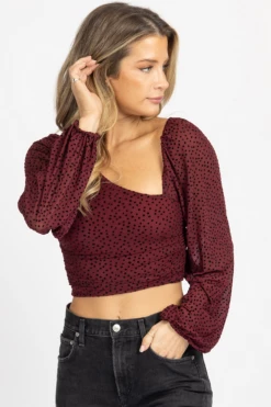 ENDLESS BLU NEW ARRIVALS CABERNET DOTTED ASYMMETRIC RUCHED TOP