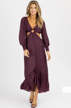 ENDLESS BLU NEW ARRIVALS WINE O-RING CUT OUT MAXI DRESS