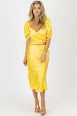 DEE ELLY YELLOW FLORAL SIDE-TIE SATIN MIDI SET